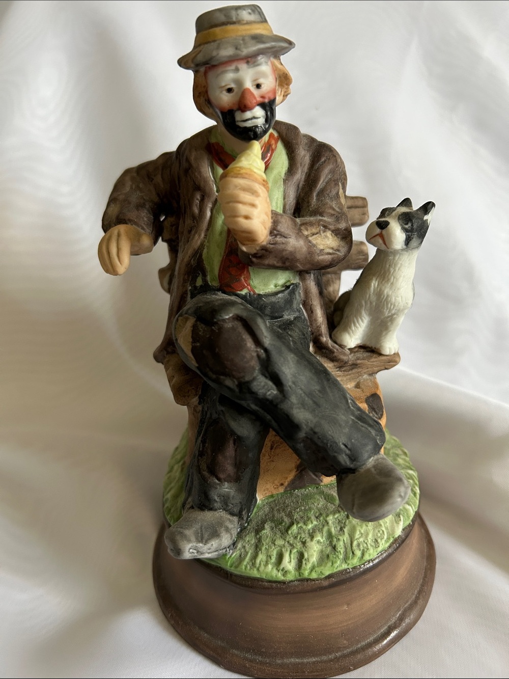 Hand-Painted Emmett Kelly Jr Clown Figurine with Cat, Musical